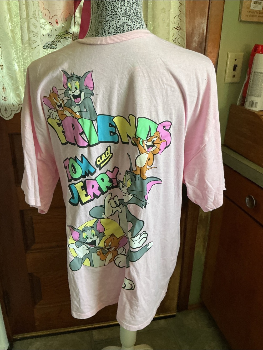 Tom and Jerry Friends Graphic Tee - Pink